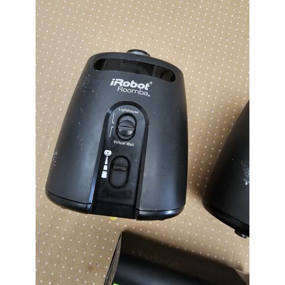 iRobot Roomba Lighthouse Virtual Wall ( #81002) Qty: 2 + MA 01730 - Picture 2 of 9